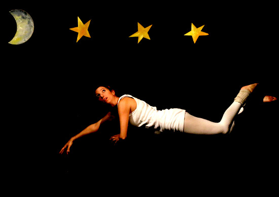 theater-anu-traumzeit-im-schatten-grosser-fluegel-32