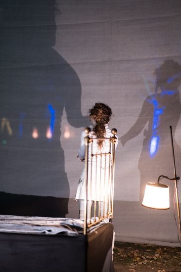 DEM HIMMEL SO NAH_Theater ANU Winter Templehofer Feld (17)